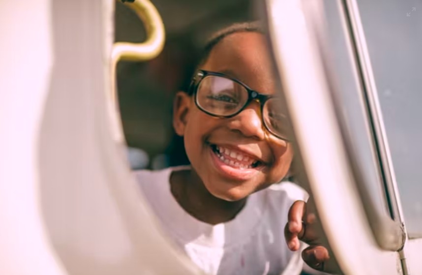 lunettes pour enfants daltoniens