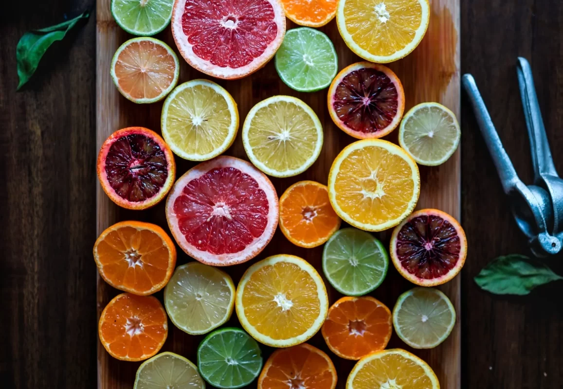 als je kleurenblind bent, kun je de kleur van de sinaasappel niet controleren